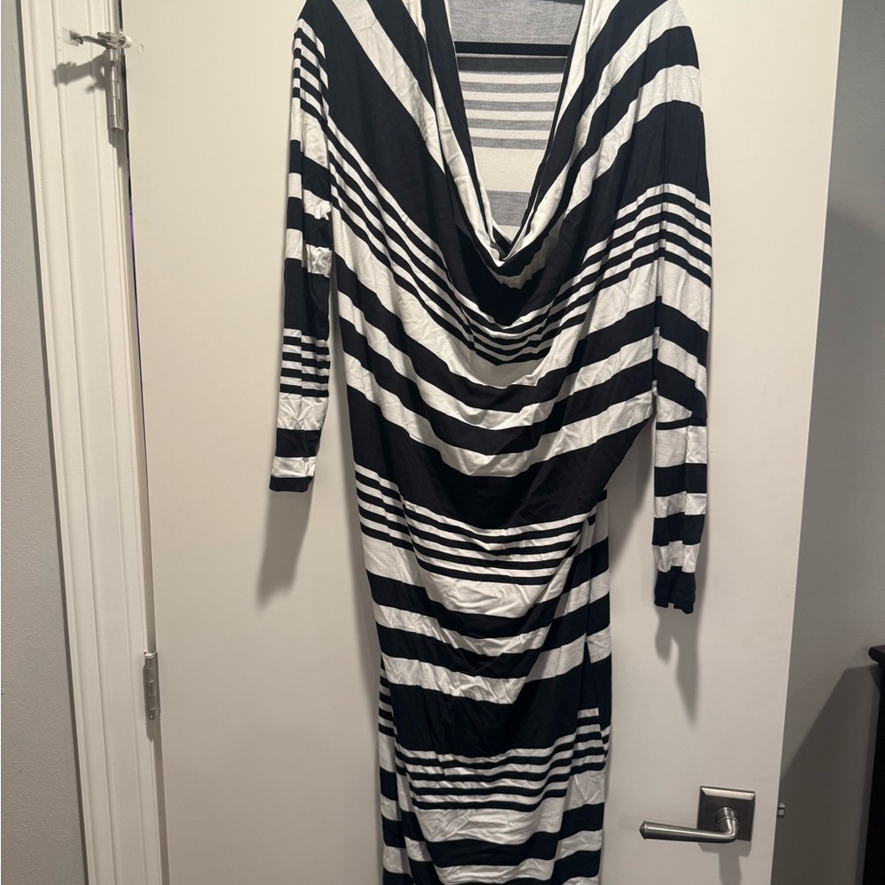 Imanimo Black and White Striped Long Sleeve Maternity Dress
